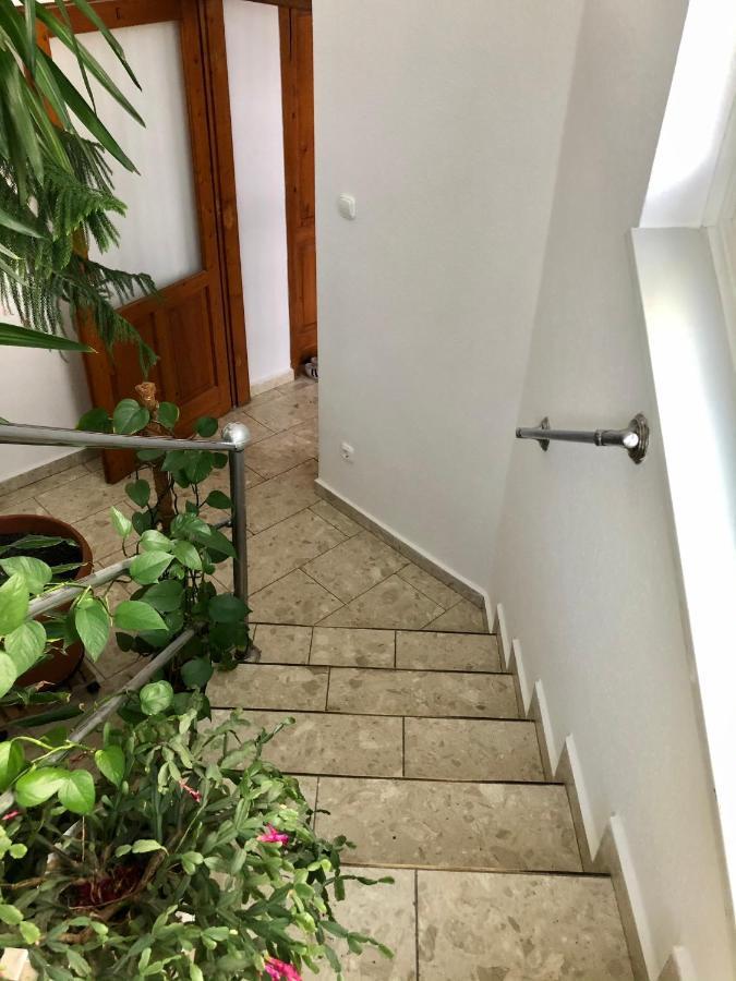 Mol-Ker-Vill Apartment Lenti Bagian luar foto