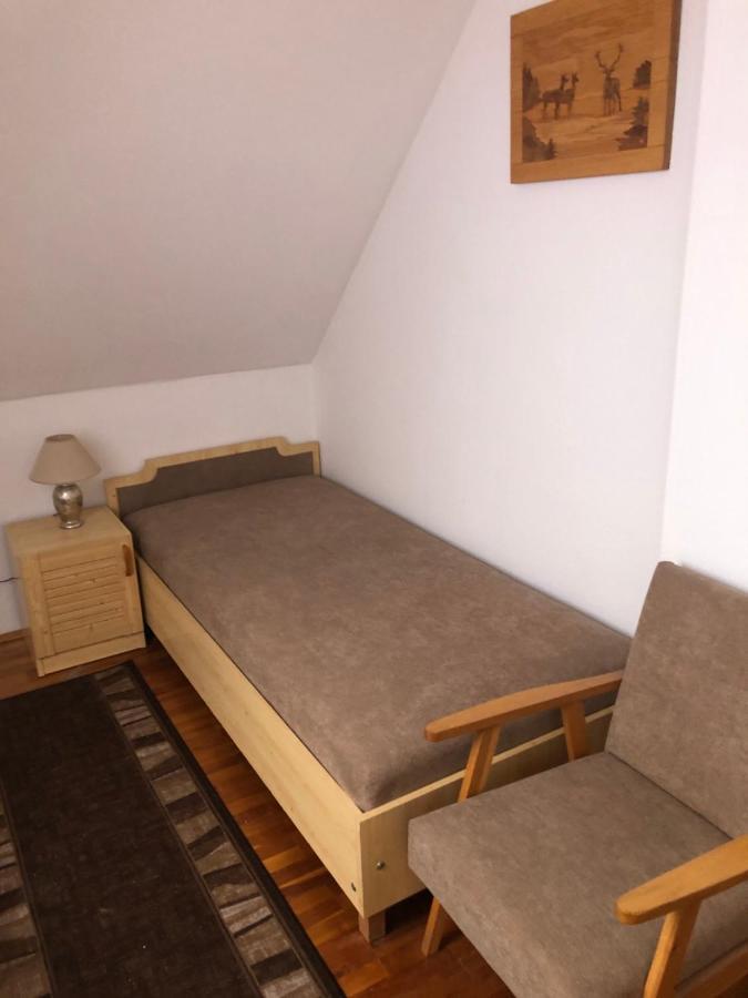 Mol-Ker-Vill Apartment Lenti Bagian luar foto